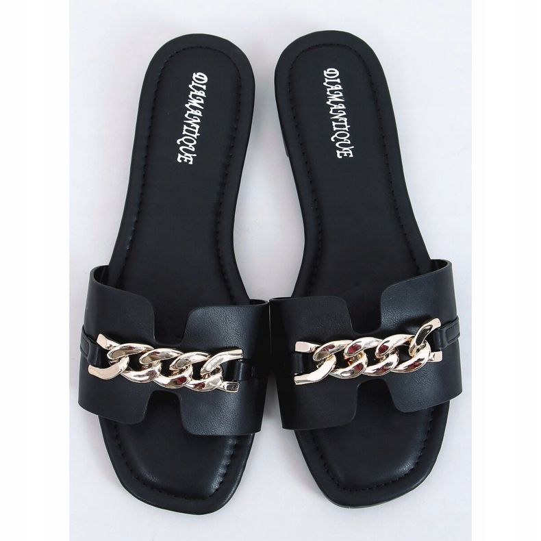 Black HY23-01 Black slippers with a chain 1