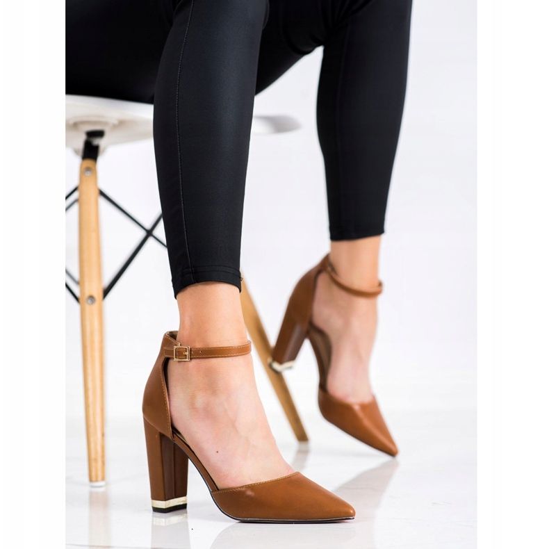 Diamantique Stylish Pumps In Spitz brown 1