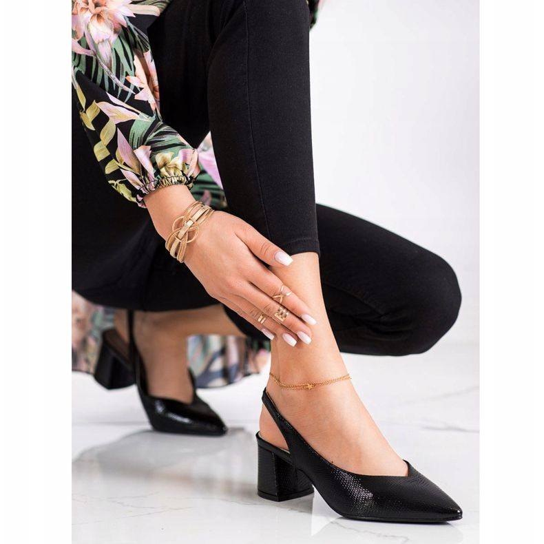 Goodin Stylish pumps with an exposed heel black 1