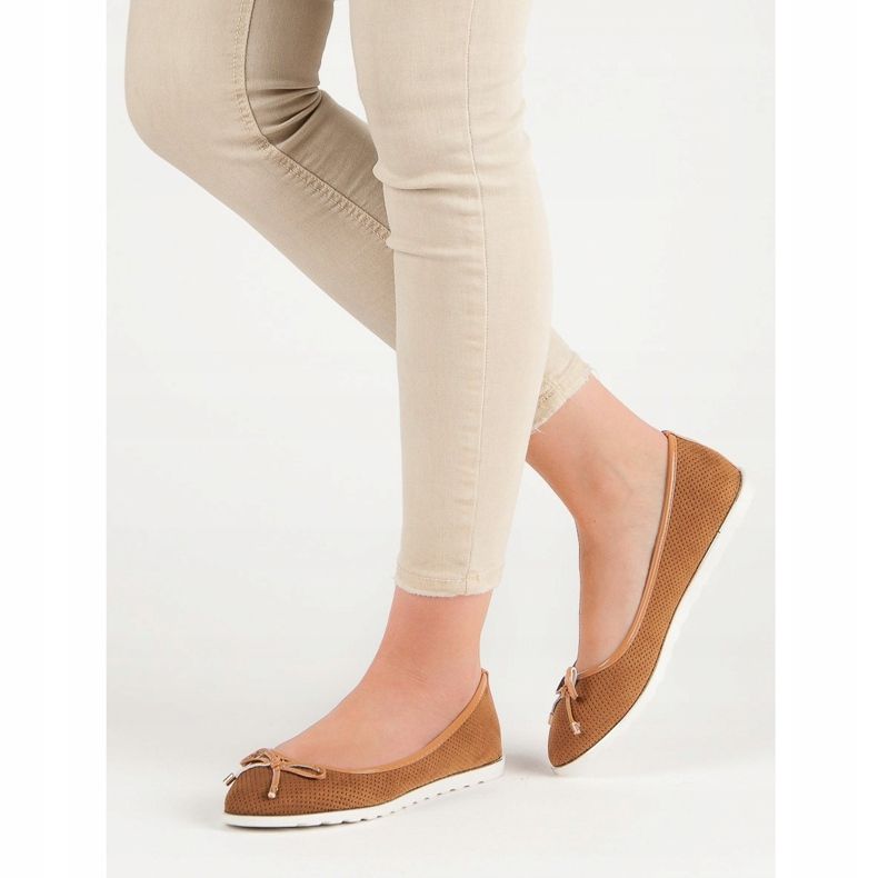 Small Swan Camel ballerinas brown 2