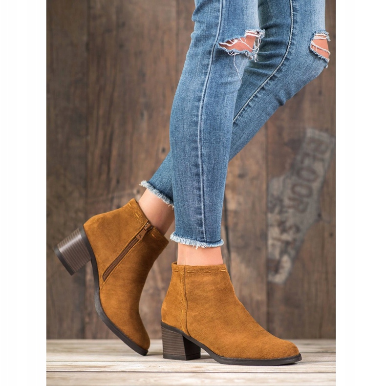 Kylie Camel Booties On A Post brown 2