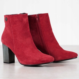 Goodin Leather Booties On A Pillar red 1
