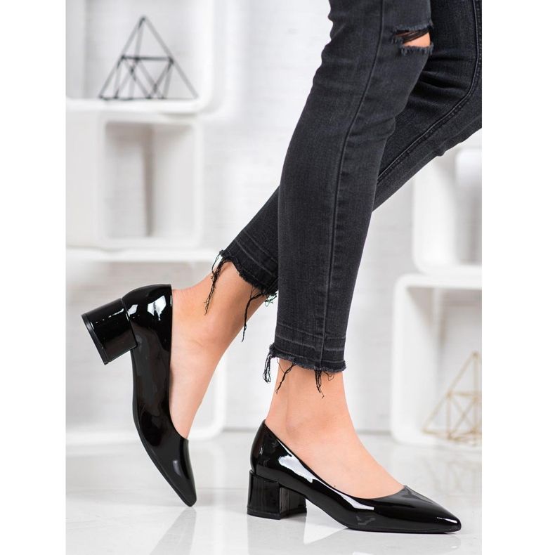 VINCEZA lacquered pumps black 1 VINCEZA lacquered pumps black 1