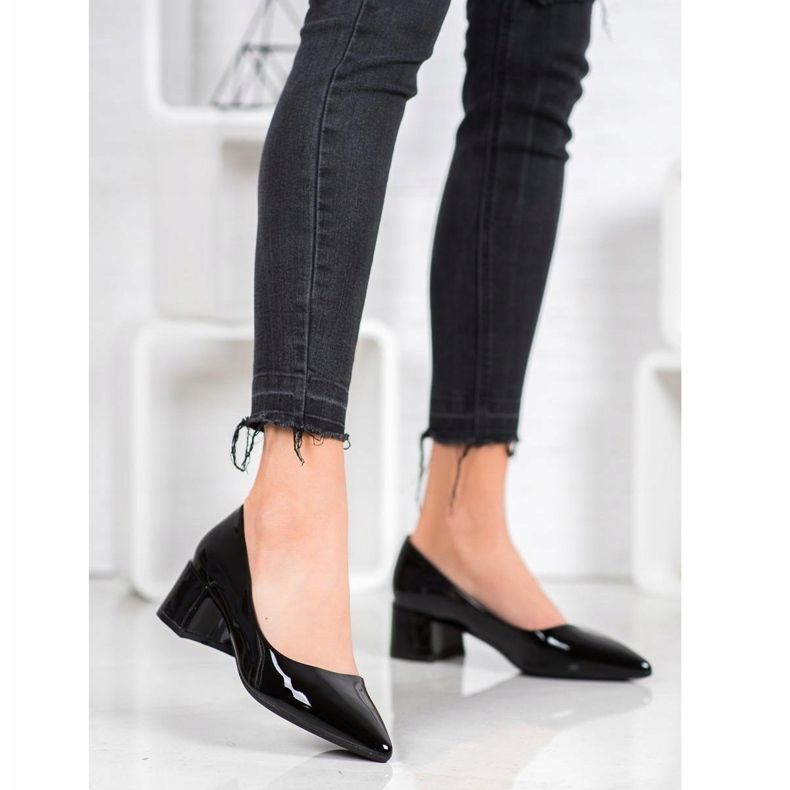 VINCEZA lacquered pumps black 2 VINCEZA lacquered pumps black 2