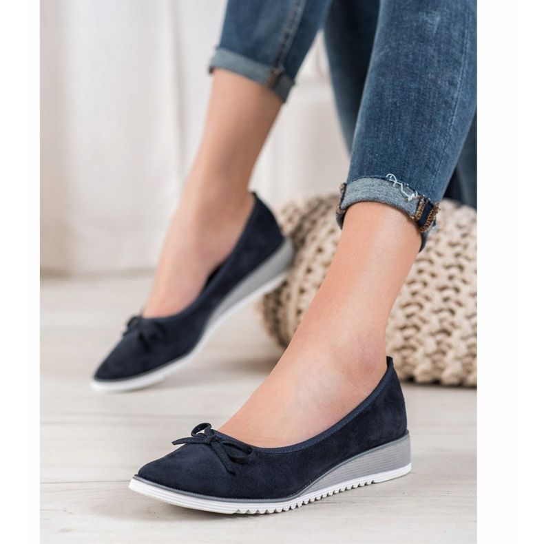 Goodin Ballerina With Bow blue 2