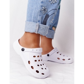 Flameshoes Women's White Eva Foam Slippers 2