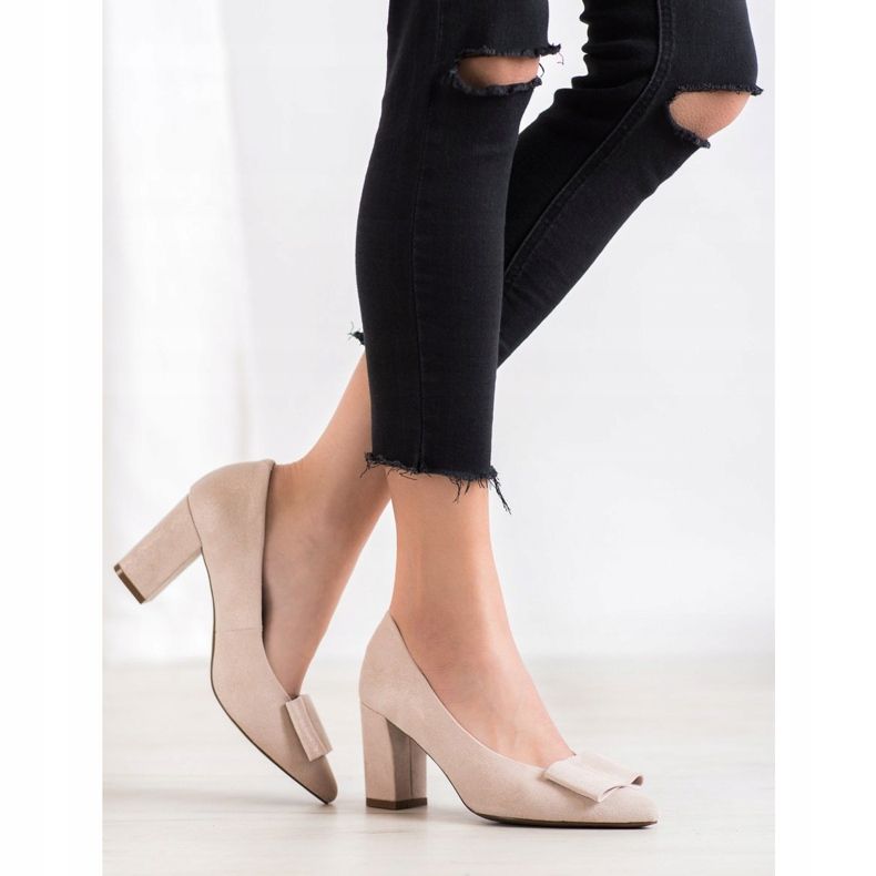 W. Potocki Glitter Pumps With A Bow beige 2