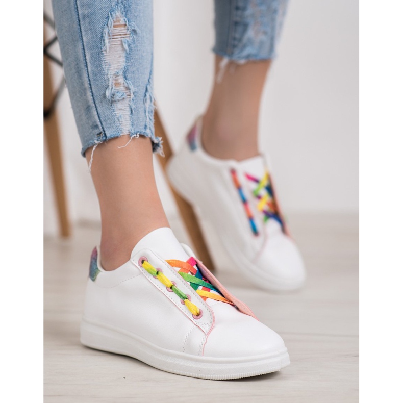 SHELOVET Fashionable Sports Shoes white 1