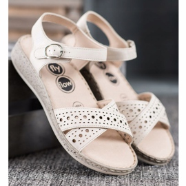 SHELOVET Light Sandals On The Platform beige 2