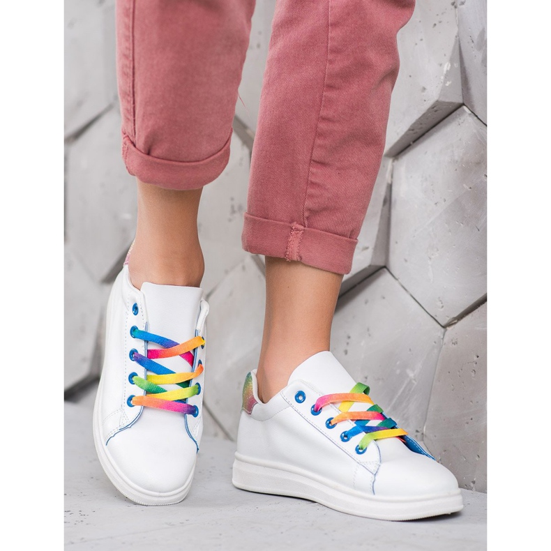 SHELOVET Fashionable Sports Shoes white 1