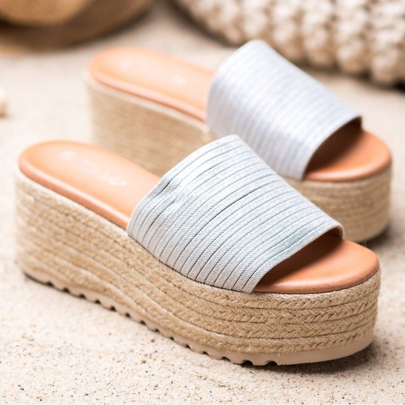 Weide Slippers On A Straw Platform grey 1