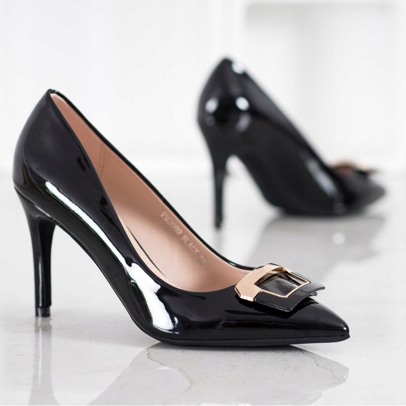 Fama Pumps With A Decorative Buckle black 1