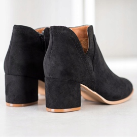 Bella Paris Short Suede Booties black 1