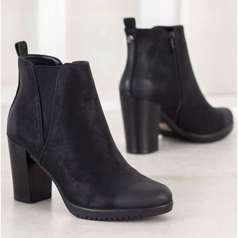 Boots On A Bar Sergio Leone black 2