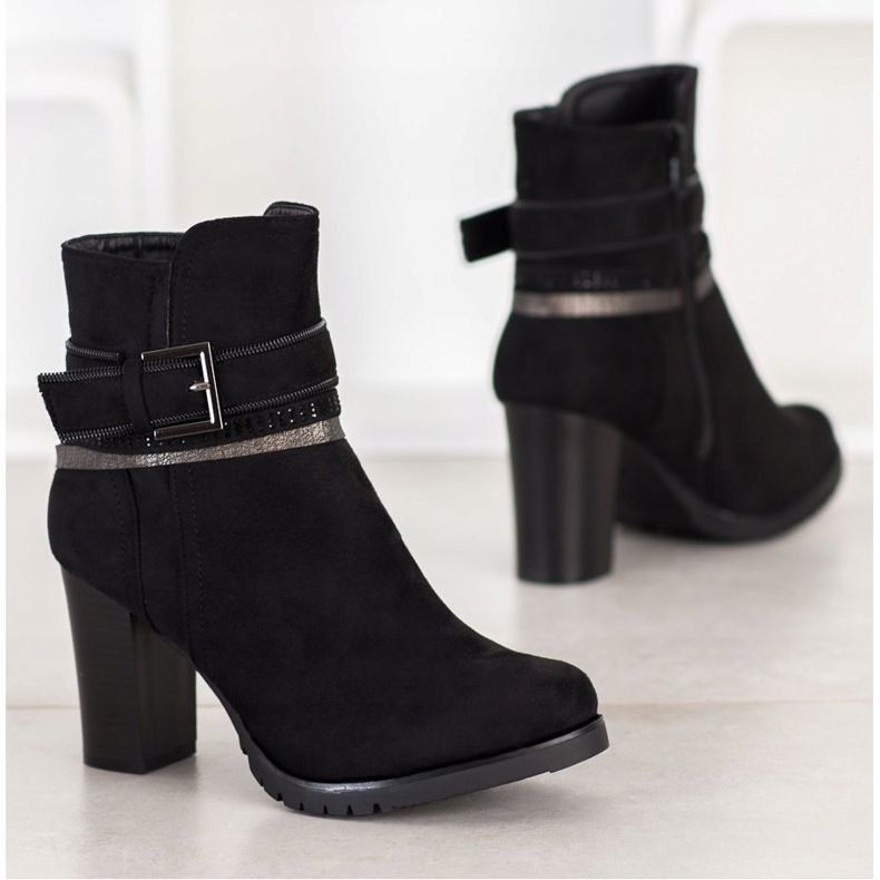 Queentina Elegant Suede Booties black silver 2