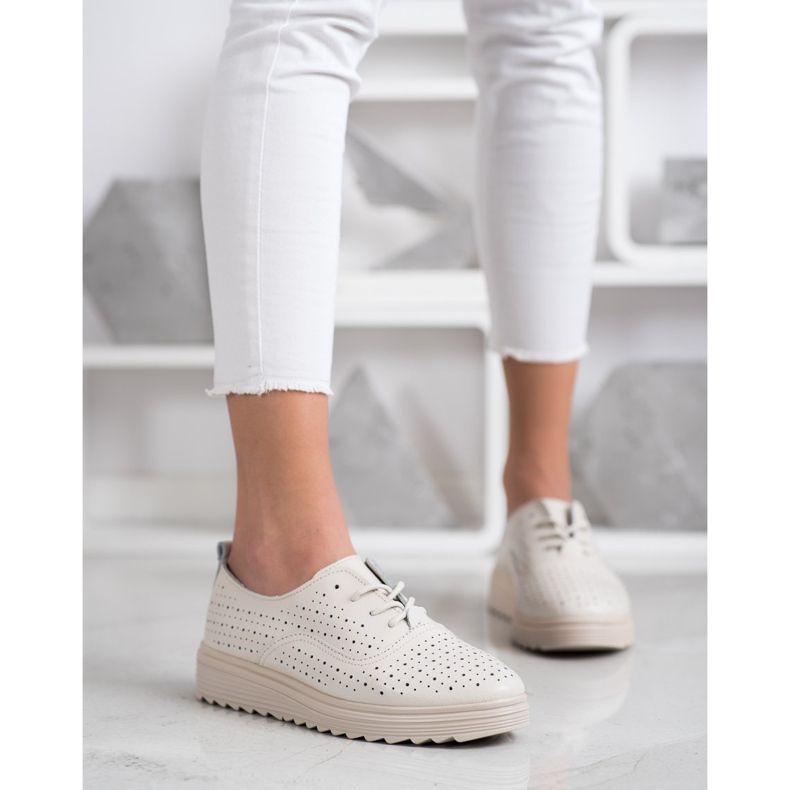 Goodin Openwork Leather Footwear beige 2