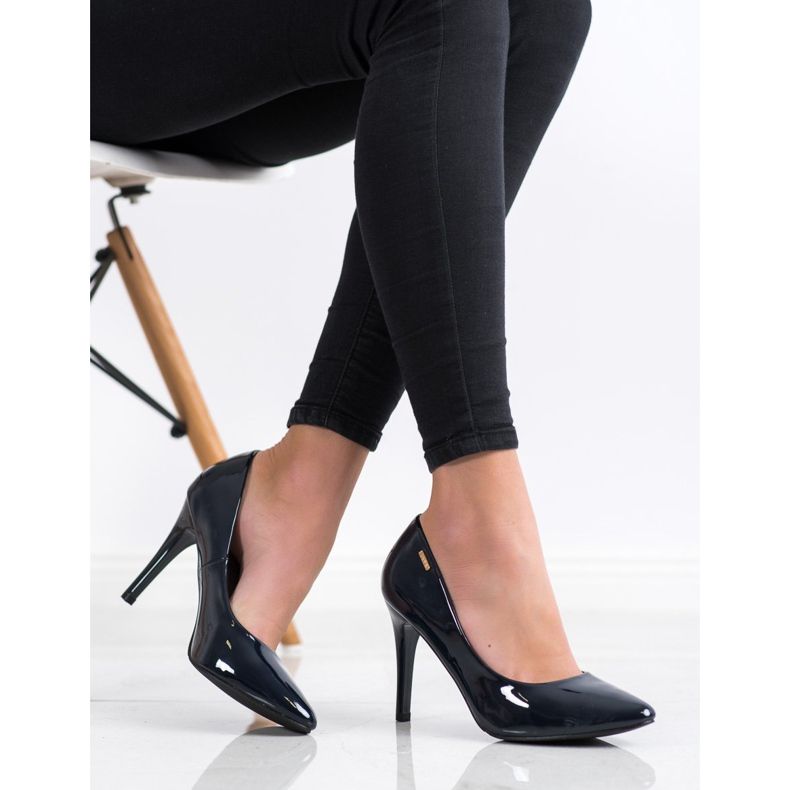 Goodin Lacquered pumps navy blue 1
