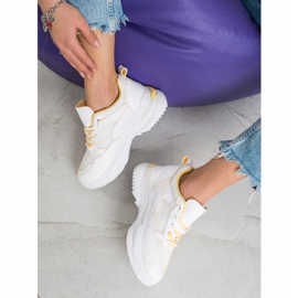 SHELOVET Classic white sneakers 1