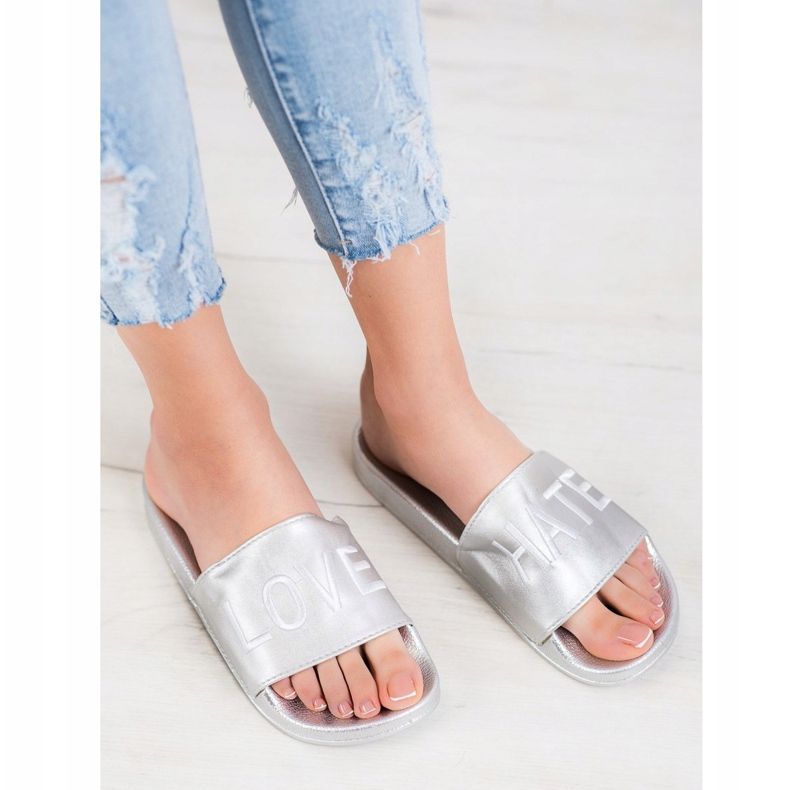 Small Swan LOVE &amp; HATE Eco Leather Slippers silver 1