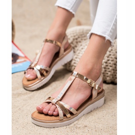 Small Swan Sandals With Holo Effect golden 2