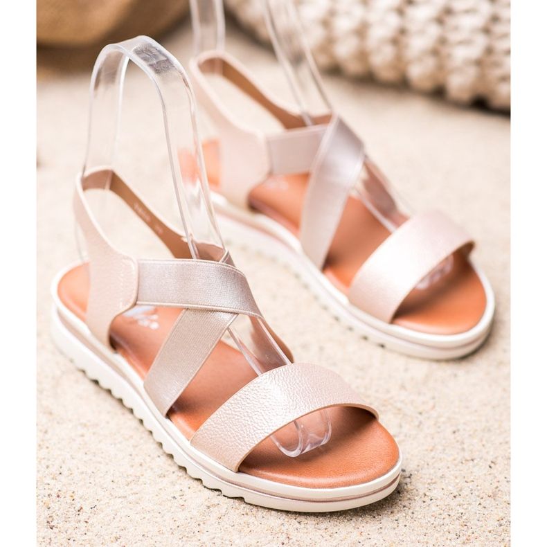 Weide Sandals On The Platform beige golden 1