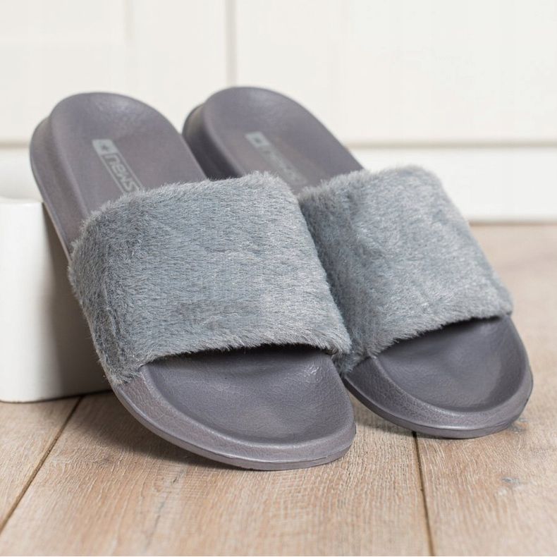 SHELOVET Light Slippers With Fur grey 2