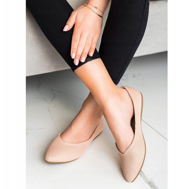 Ballerinas in the stripes of VINCEZA beige 1