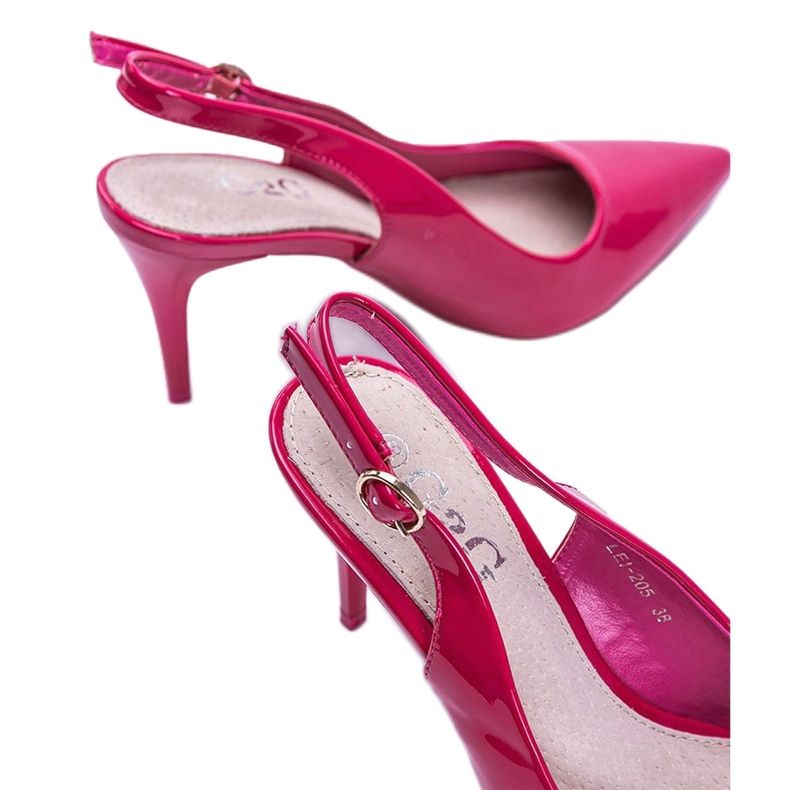 Pink pumps lacquered on a Cindy belt 1