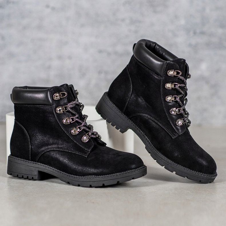 Black Trappers VICES 1