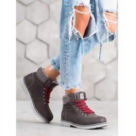 McKey Sports Trappers grey 1