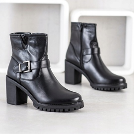 Marquiz Black Boots With Buckle 1