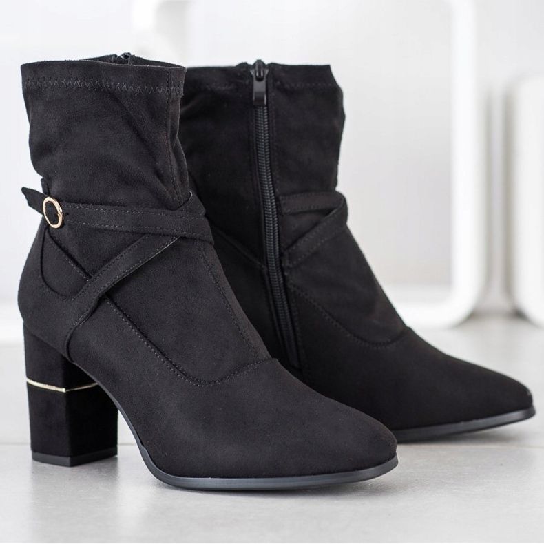 Goodin Boots With A Gold Insert black 1