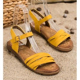 Evento Classic Sandals With Buckle yellow 1
