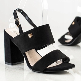 Goodin Sandals On A Wide Bar black 1