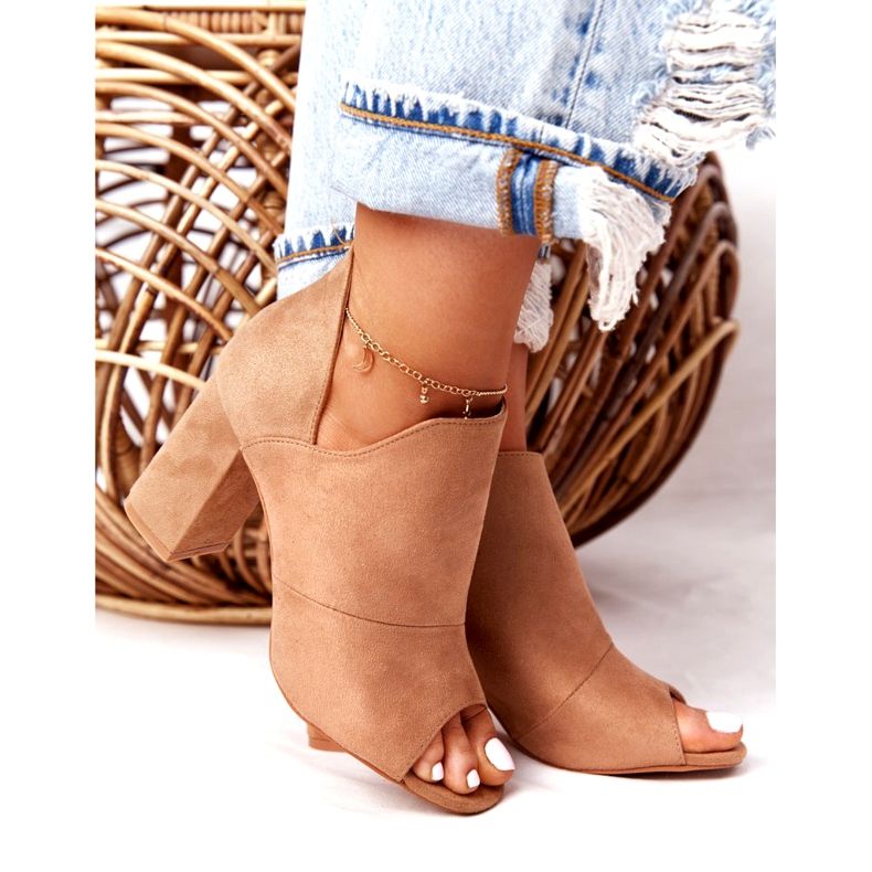 Spring Suede Boots On A Post Vinceza 21-17095 Beige 3