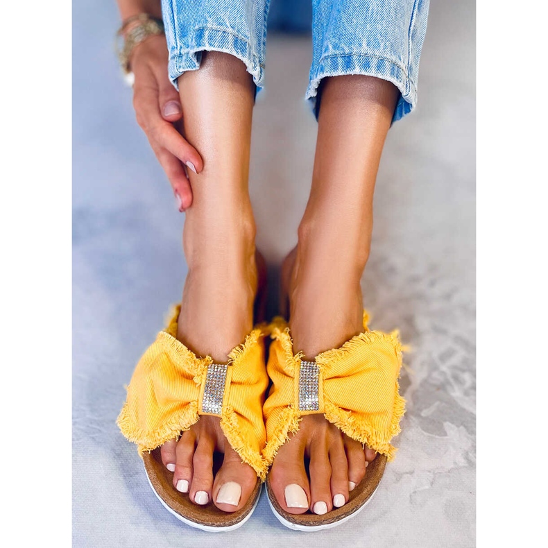 Yellow BG60P Yellow canvas slippers with cork 2