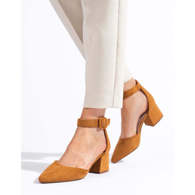 Goodin Pumps With Buckle brown 1