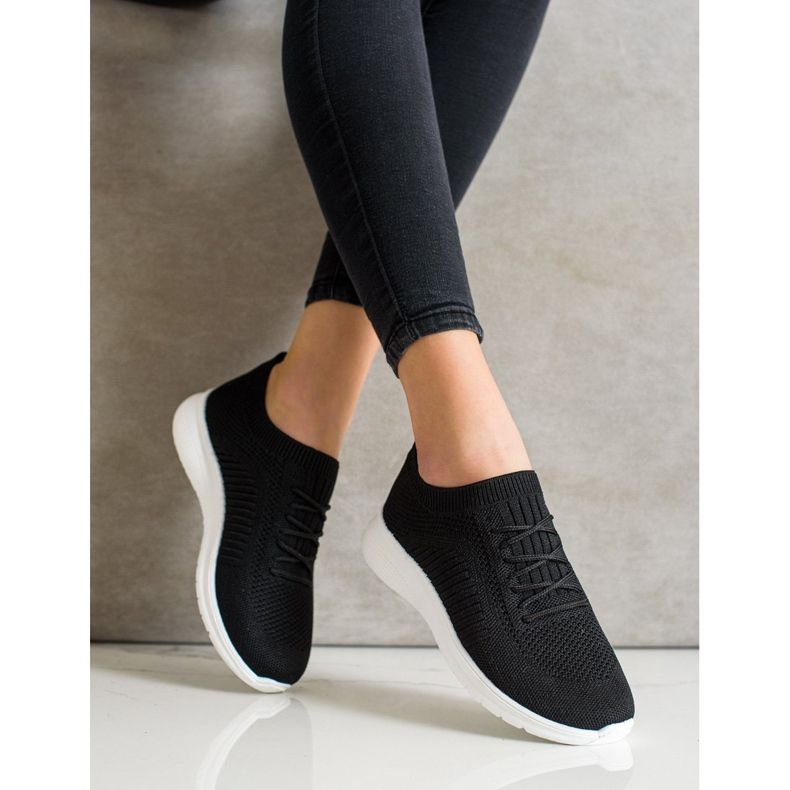 SHELOVET Comfortable Openwork Sports Shoes black 2