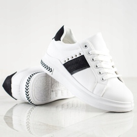 SHELOVET Casual Sneakers white black 1