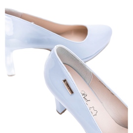 Blue pumps on the Melody platform 1