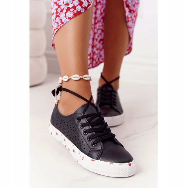 EVE Openwork Leather Sneakers With Flowers Black Spring 9SP35-1002 1 EVE Openwork Leather Sneakers With Flowers Black Spring 9SP35-1002 1
