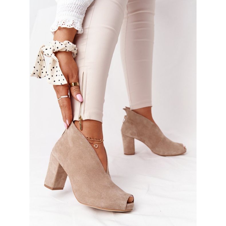 Suede Booties On A Post With A Cut Exquisite 1243 Beige 1