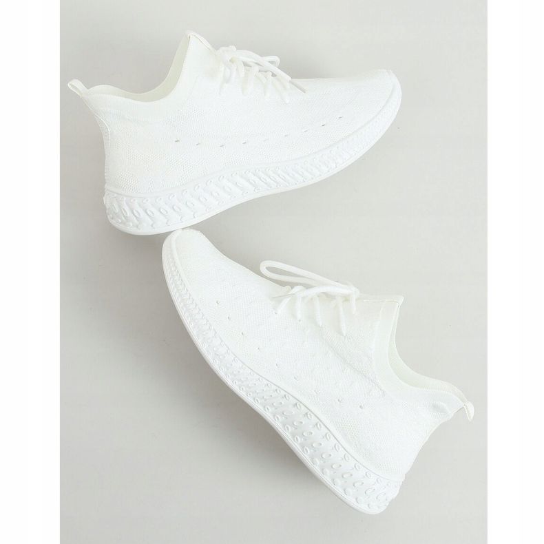 White 7819 White socks sports shoes 1 White 7819 White socks sports shoes 1