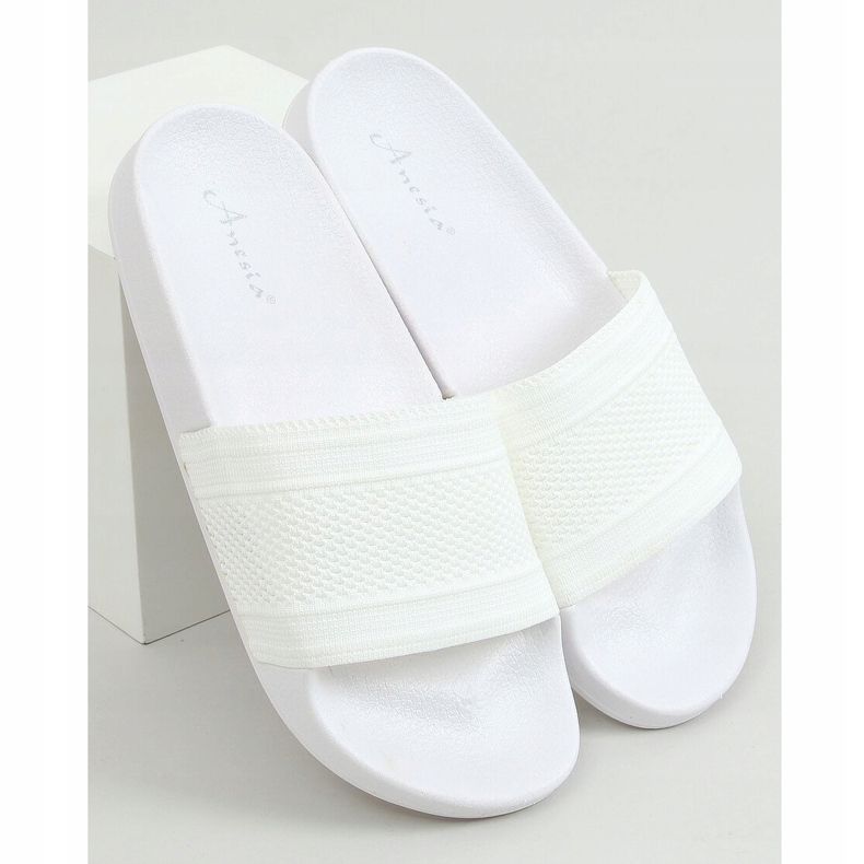 White knitted slippers MU-5 White 1