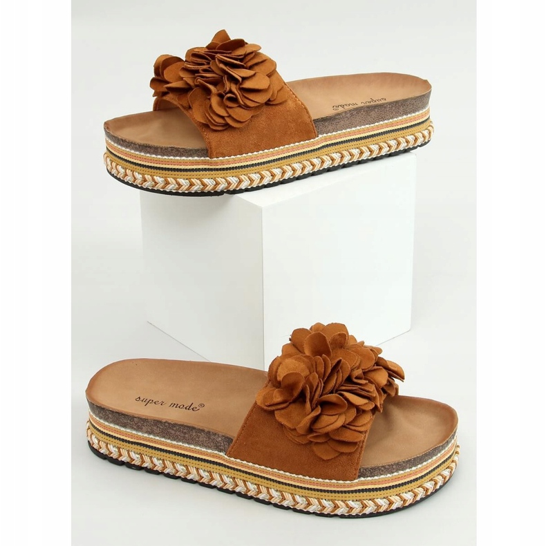 Slippers with flowers camel 9602 Camel brown 1