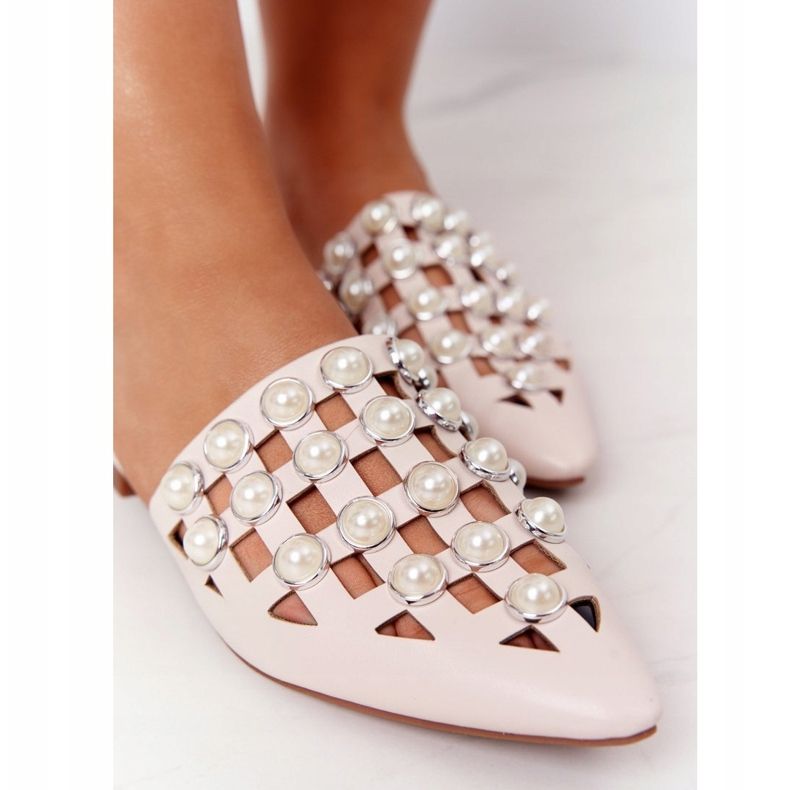 PS1 Beige Ripple Slippers With Uppers And Pearls 1