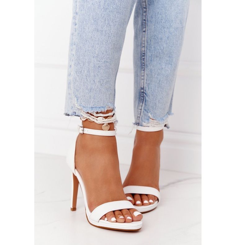 PG1 Elegant Sandals On A White Glamor Heel 2
