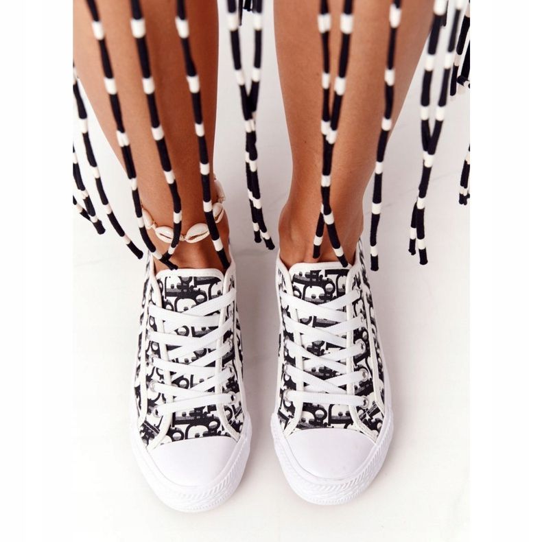 PS1 Women's Logged Sneakers White and Black Day Off 1