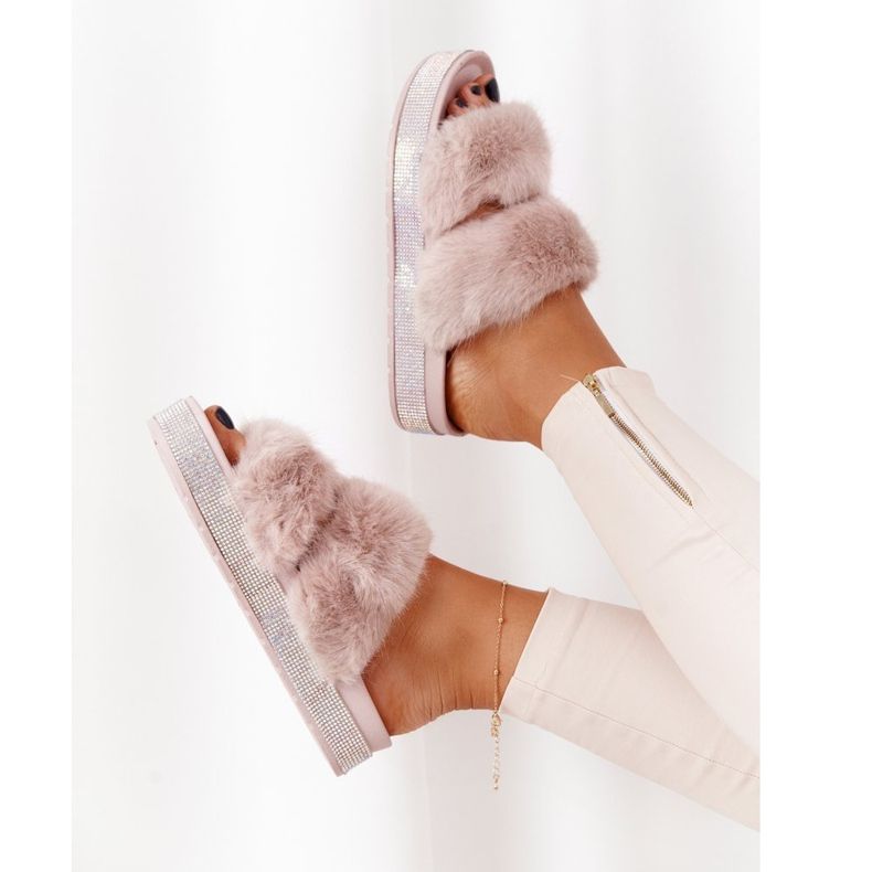 PS1 Beige Slippers On The Platform With Fur And Cubic Zirconia Wow! 1