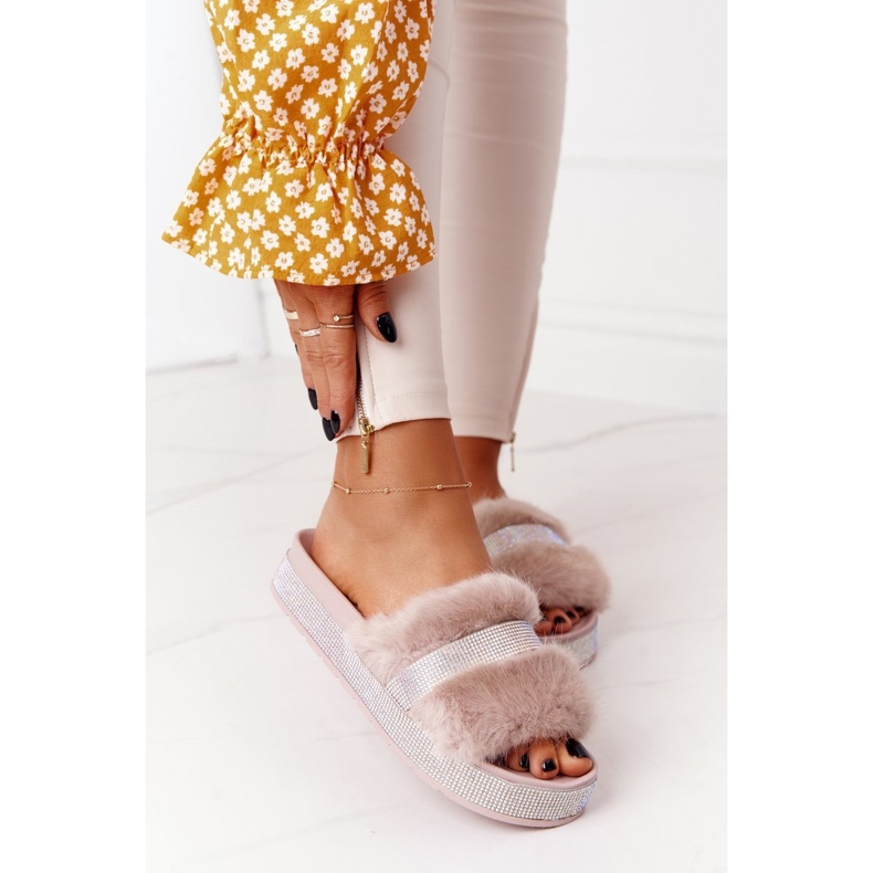 PS1 Slippers On The Platform With Fur And Cubic Zirconia Beige Impress 2